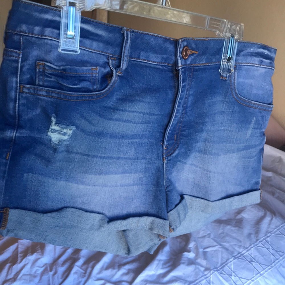 Stretchy, low-rise, blue Jean shorts. Size 17. Only worn 2x, they’re like-new.